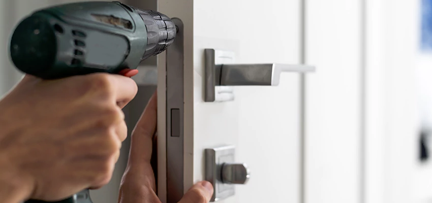 Locksmith For Lock Replacement Near Me in Millbrae, CA