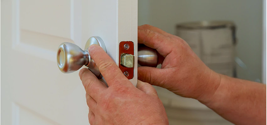 AAA Locksmiths For lock Replacement in Millbrae, California
